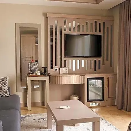 Roas Bodrum - Center 酒店 3*